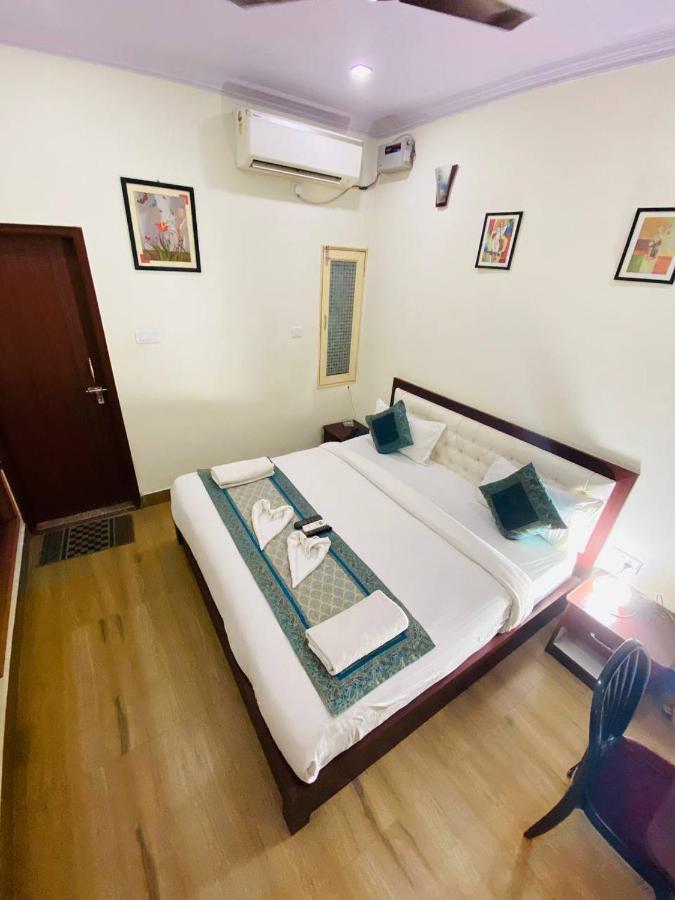 The Century Plaza Hotel Varanasi Eksteriør billede